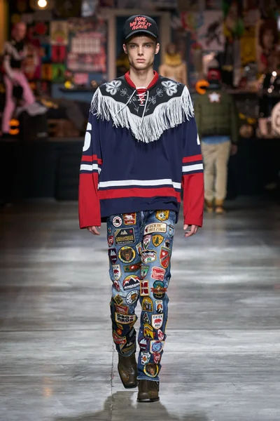 Look 42